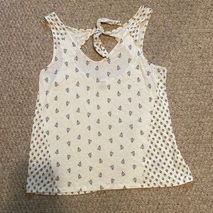 Old Navy keyhole tie casual tank blouse Cream Size M Like New